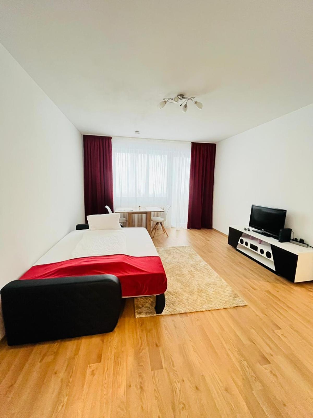 Magnifique Appartment ลินซ์ ภายนอก รูปภาพ